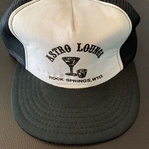 Vintage Astro Lounge Rock Springs Wyoming SNAPBACK TRUCKER HAT 80’s Black Bar